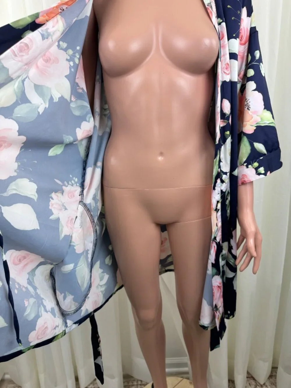 Turquaz Carmen Floral Satin Kimono Robe Navy Blue Rose Wrap Tie Waist Sz LG